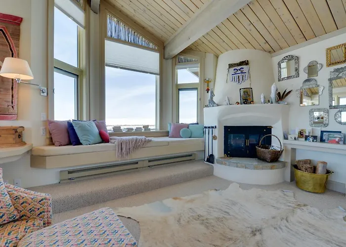 W/ Mountain Views - Fishing On-site! *